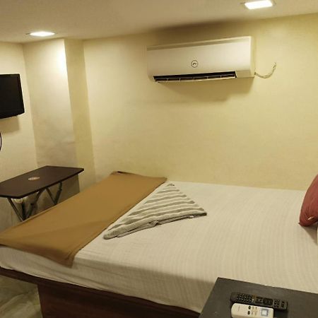New Hotel Tara By Glitz Hotels Мумбаї Екстер'єр фото